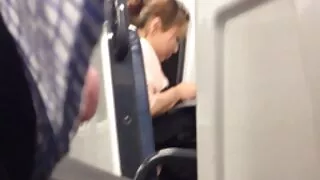Kaks lesbid nautida oraalseksi Allvee