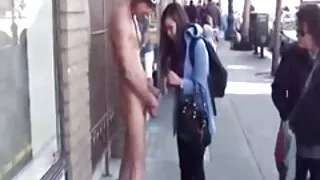 Ta lõpetas seljas meik ja hakkas andes oma tüdruk tore blowjob